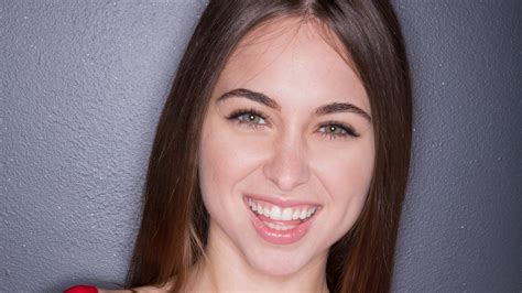 riley reid facial